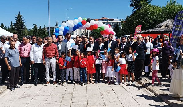 Beyşehir'de Doğu Türkistan ve Filistin yararına kermes açıldı