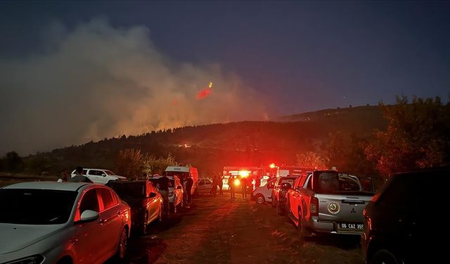 Çankırı'da çıkan orman yangınına müdahale ediliyor