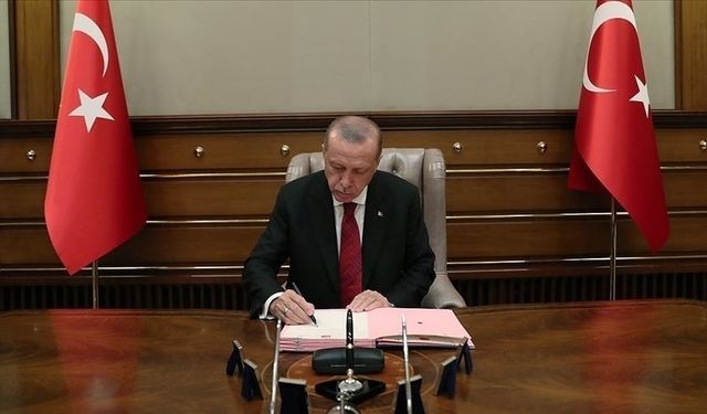 Cumhurbaşkanı Erdoğan, 13 üniversiteye rektör atadı