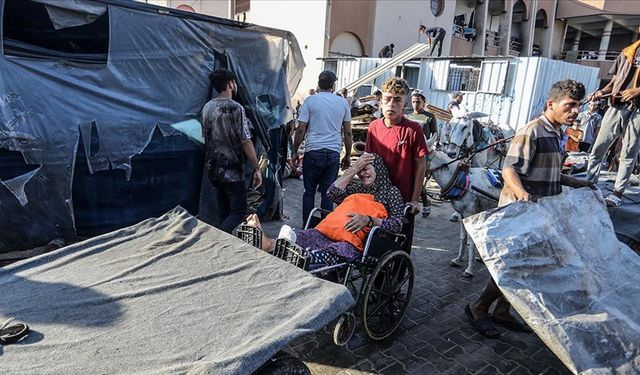 Gazze'deki Deyr el-Belah Belediyesi: Katil İsrail, iki günde 250 bin Filistinliyi zorla yerinden etti