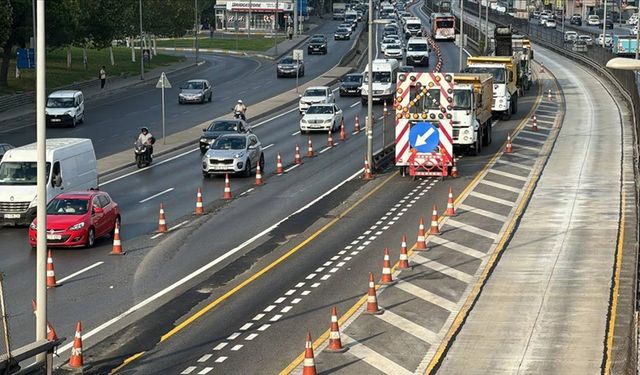 Metrobüs hattındaki "Beyaz Yol" çalışması nedeniyle bazı duraklar hizmet veremeyecek