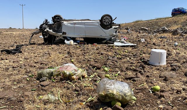 Şanlıurfa'da şarampole devrilen otomobildeki 1 kişi öldü, 3 kişi yaralandı