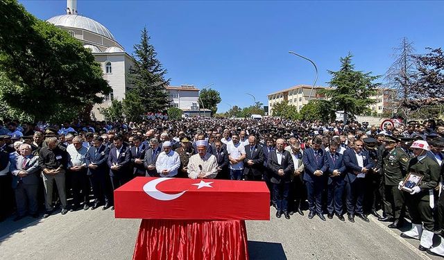Şehit Astsubay Alp, Kırşehir'de ebediyete uğurlandı