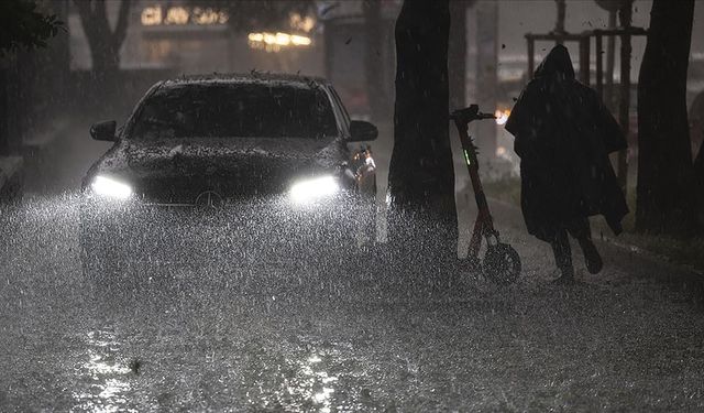 AFAD'dan 23 şehre "sarı", 3 şehre de "turuncu" kodlu sağanak uyarısı