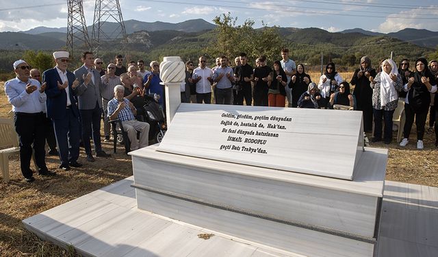 Batı Trakya Türklerinin hak mücadelesinin önde gelen isimlerinden Rodoplu kabri başında anıldı