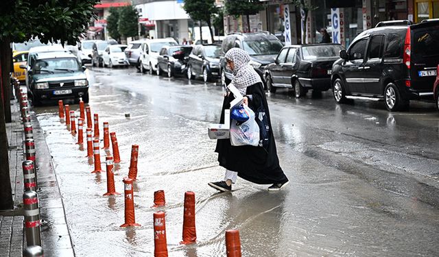 İstanbul'da yağış etkili oluyor