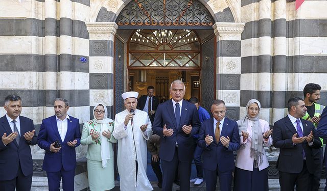 Kültür ve Turizm Bakanı Ersoy, Gaziantep'te cami açılışına katıldı