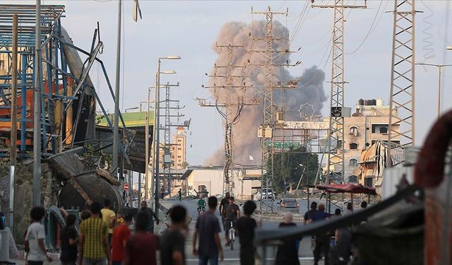 Katil İsrail'in Gazze'ye saldırılarında en az 7 Filistinli şehit oldu