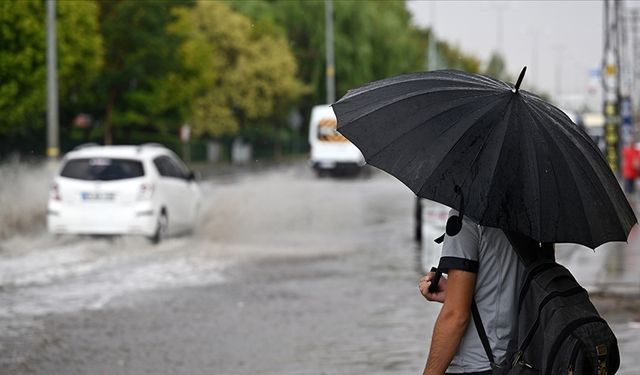 Kocaeli, Sakarya, Düzce, Zonguldak ve Bartın çevreleri için kuvvetli yağış uyarısı