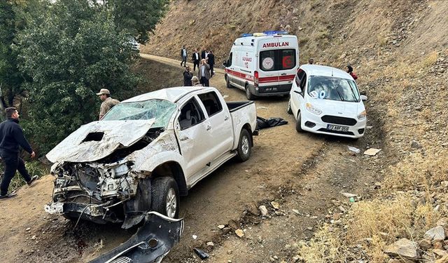 Muş'ta şehit askerin yakınlarının bulunduğu pikabın devrilmesi sonucu 2 kişi öldü, 4 kişi yaralandı