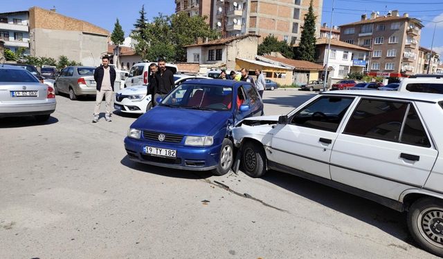 Çorum'da 8 ayrı trafik kazasında 11 kişi yaralandı