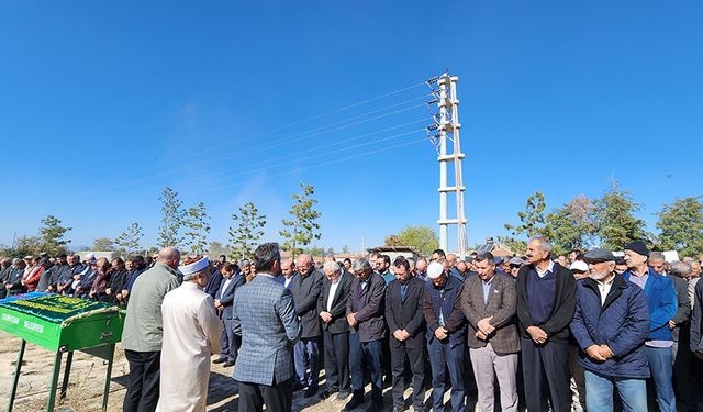 Kur'an Kursu Öğreticisi Duman ebediyete uğurlandı