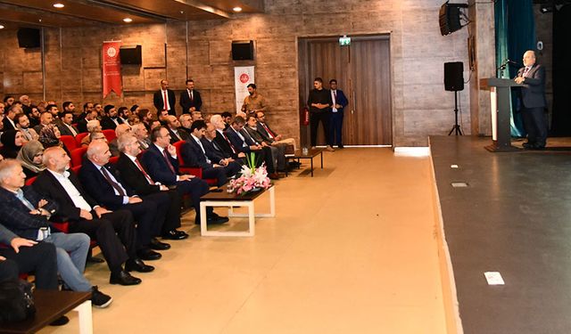 Tekirdağ'da "Ailede Sorumluluk Bilinci" konferansı