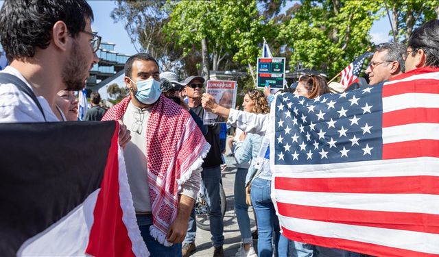 California'daki üniversitelerde Müslüman öğrencilerin yüzde 49'u ayrımcılığa uğruyor