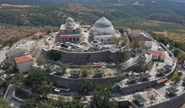 Hazreti Ukkaşe Türbesi yeniden ayağa kaldırılıyor