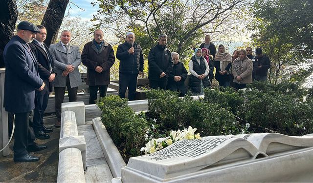 Medine Müdafii Fahreddin Paşa, vefatının 76. yılında kabri başında anıldı