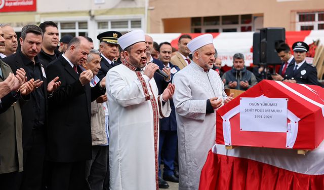 Şehit Polis Ogün Yürümez, ebediyete uğurlandı