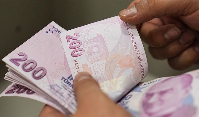 Asgari ücret net 22 bin 104 lira olarak belirlendi