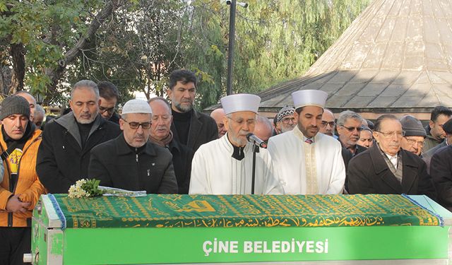 Emekli İl Müftüsü Akbalık ebediyete uğurlandı