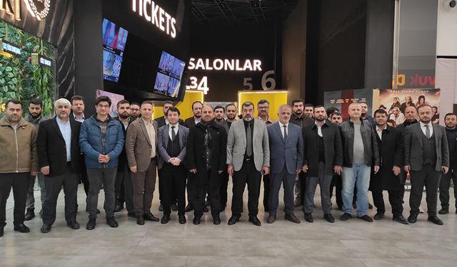 Batman'da "Hep 33 Yaşında" belgeseline yoğun ilgi