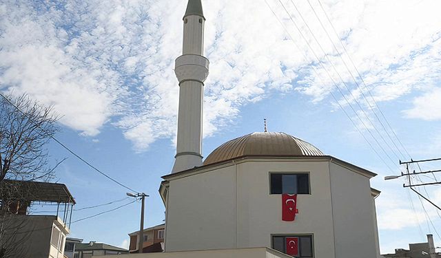 Edremit Paşa Camii dualarla açıldı