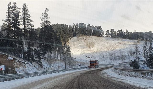 Erzurum, Ardahan, Iğdır ve Ağrı'da kar yağışı yerini soğuk havaya bıraktı