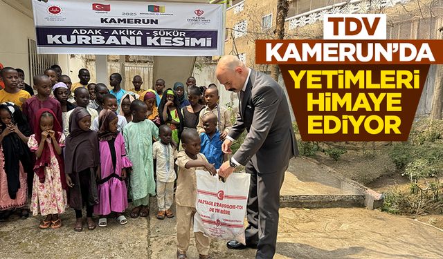 Kamerun’da Türkiye Diyanet Vakfı, "Yetim Himaye Bursu" programı düzenledi