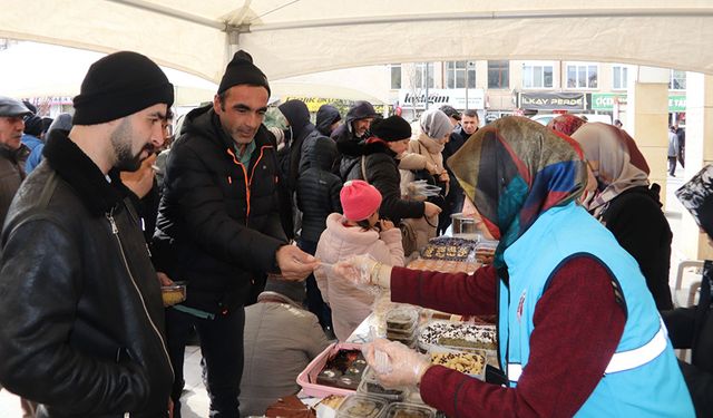 Müftülüklerin hayırda yarışı sürüyor