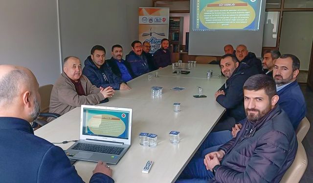 Çorum'da personele "Baba Okulu Semineri"