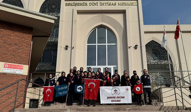 Eskişehir Dini İhtisas Merkezi'nde izciler kamp yaptı