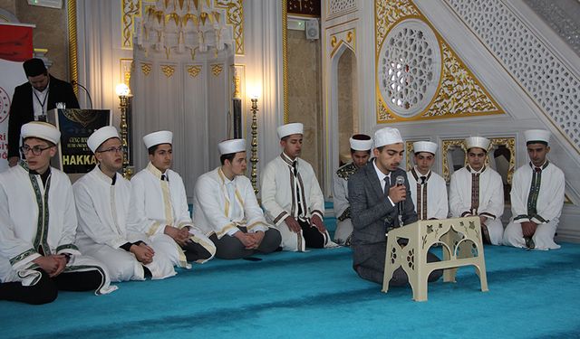 Genç hatipler Hakkari'de bölge finali için yarıştı