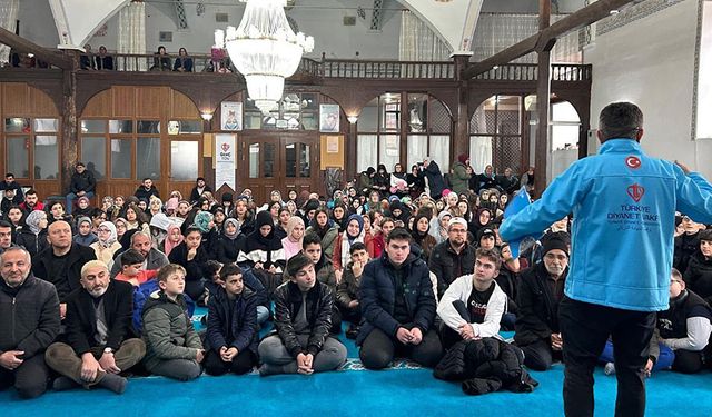 Isparta'da "Vav Kuşağı" ödüllendirildi