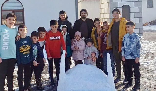 Kardan cami yaptılar