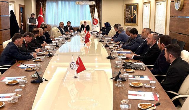 Kayseri'de eğitim hizmetleri istişare edildi