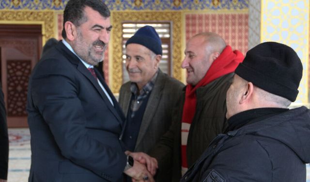 Bircan, Ağrı'da hacı adaylarıyla buluştu