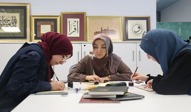 Hat sanatı kadın elinde geleceğe taşınıyor