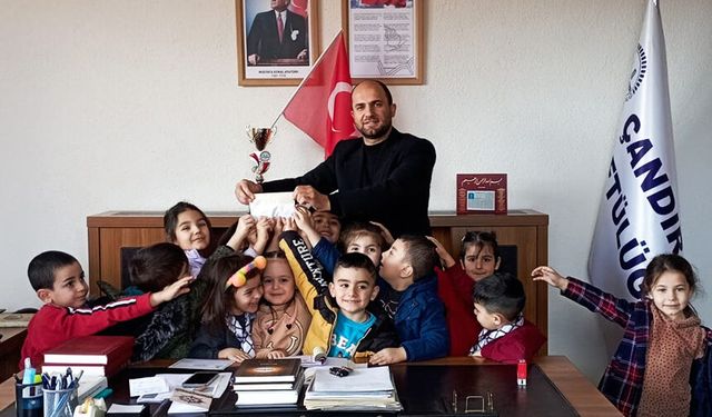 Çandır'da minikler Gazze’ye destek oldu