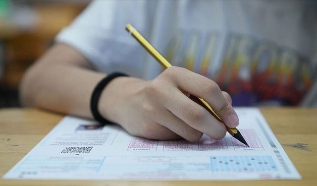 LGS'de sertifikalı okuyucu ve kodlayıcılar görev yapacak