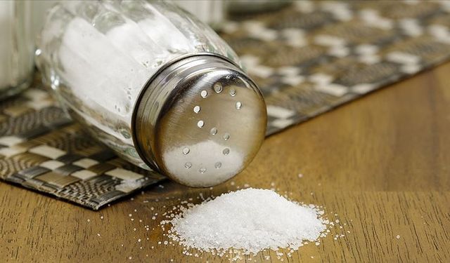 Ramazanda vücudun mineral dengesi için doğal tuz kullanılması önerisi