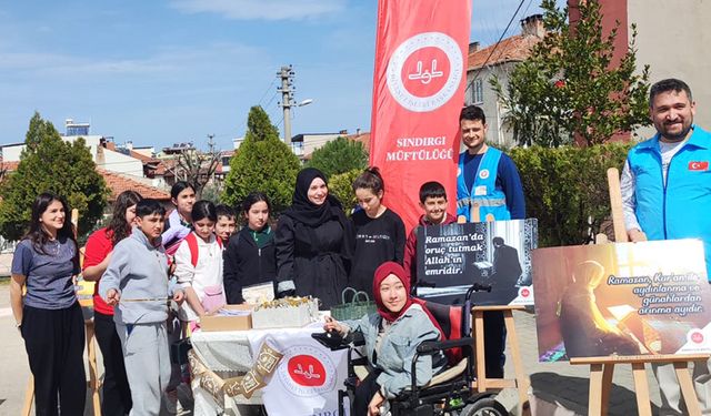 Sındırgı'daki okullarda "Ramazan Stantları" açıldı