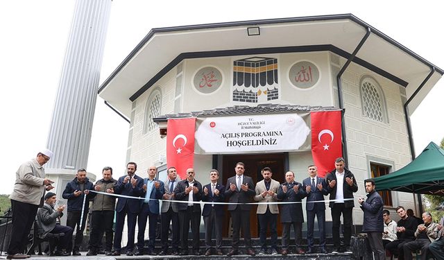 Karaömer Mahalle Camii dualarla açıldı