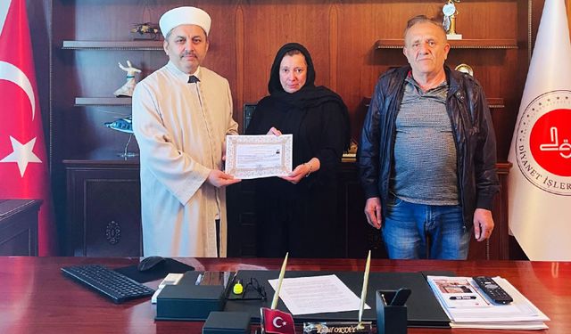 Macaristanlı kadın Etimesgut'ta Müslüman oldu