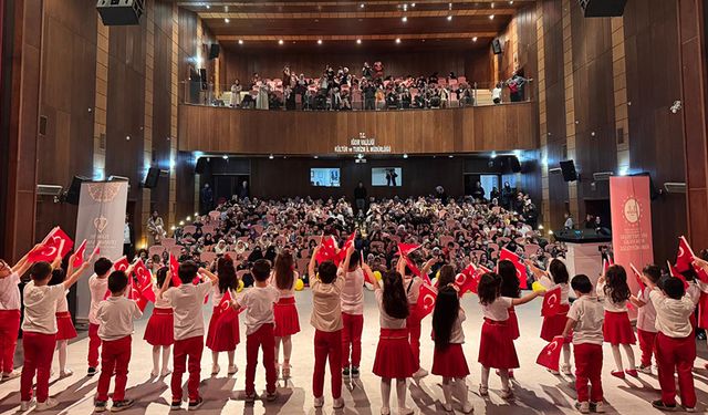 Iğdır'da minikler yıl sonu heyecanı yaşadı