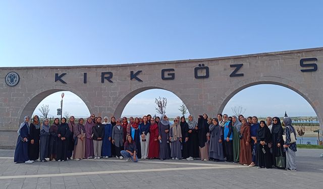 Gençler tarih ve maneviyat yolculuğuna çıktı