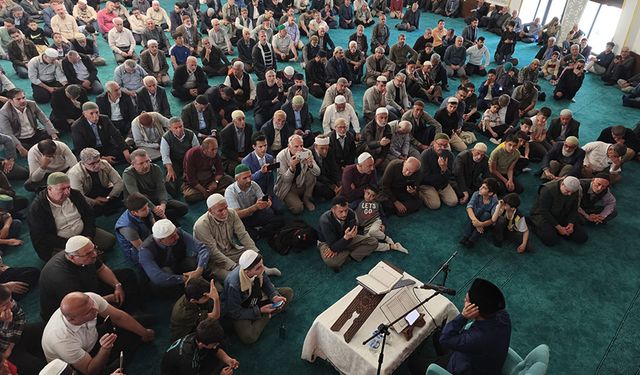 Dünya birincileri Adıyaman'da Kur’an ziyafeti sundu