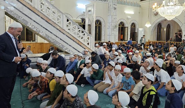 Köşk'te 700 genç camide buluştu