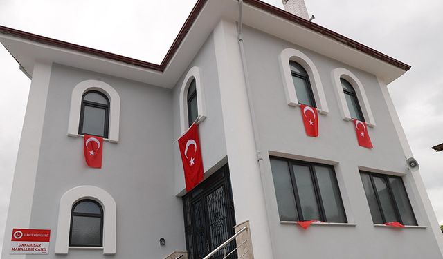 Kepsut Danahisar Mahallesi Camii dualarla açıldı