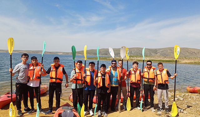 Genç gönüller gençlik kampında buluştu