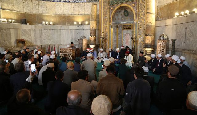Ayasofya’da dünya birincilerinden Kur’an ziyafeti