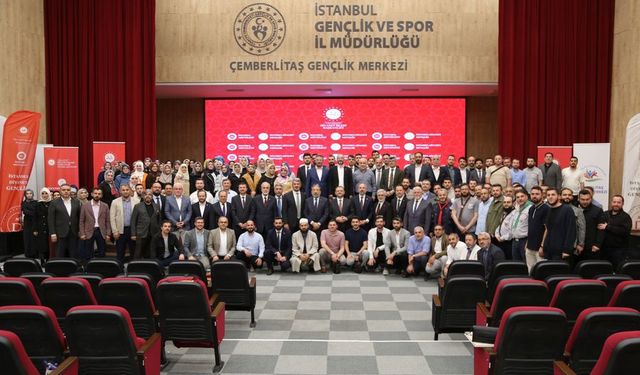 İstanbul'da "Gençlik Çalıştayı" düzenlendi